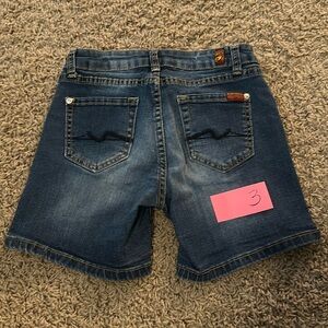 7 for All Mankind